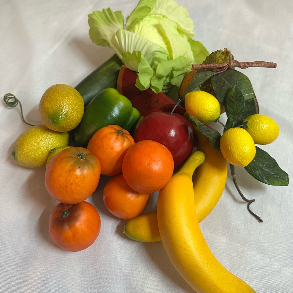 Colorful Plastic Artificial Fruit and Vegetables Set